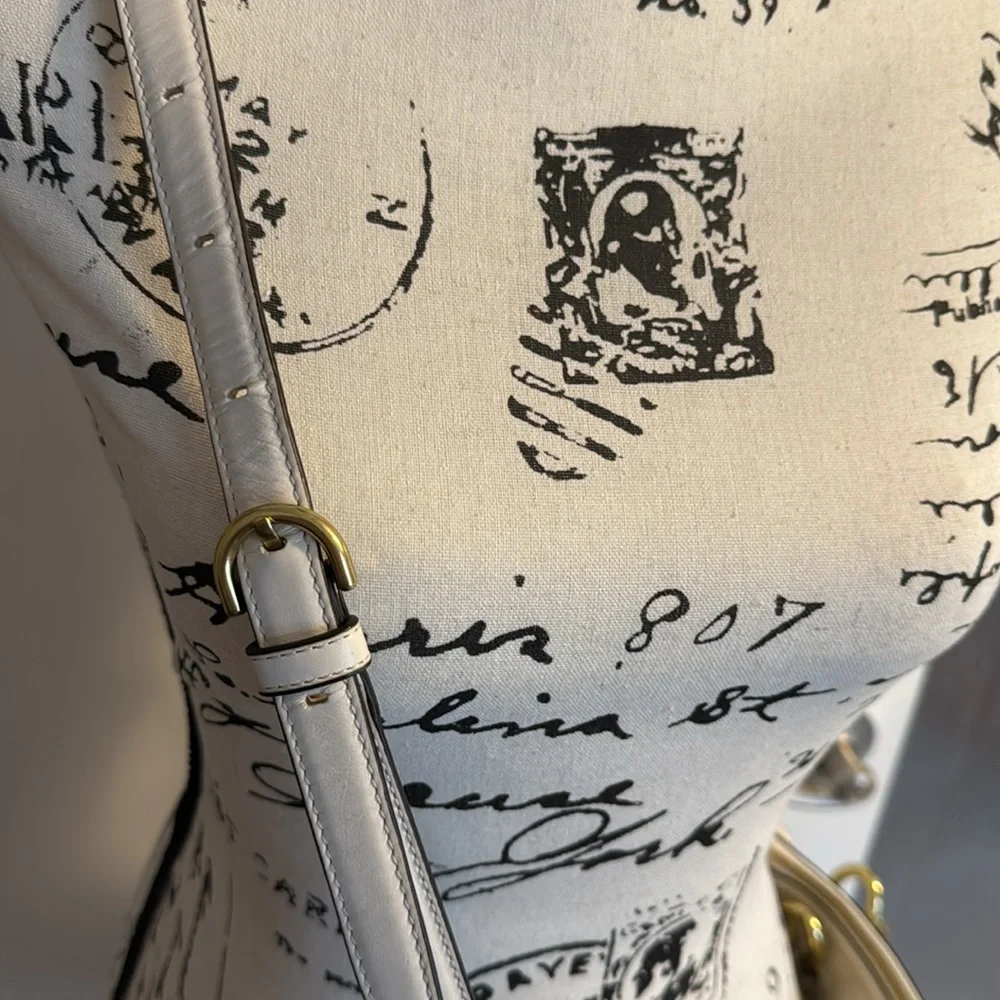 Cream/white Coach Crossbody Bag - Picture 3 of 17